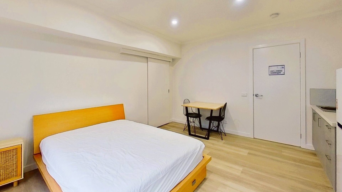 Seymour Apartment | Brand new studio with private ensuite and kitchenette