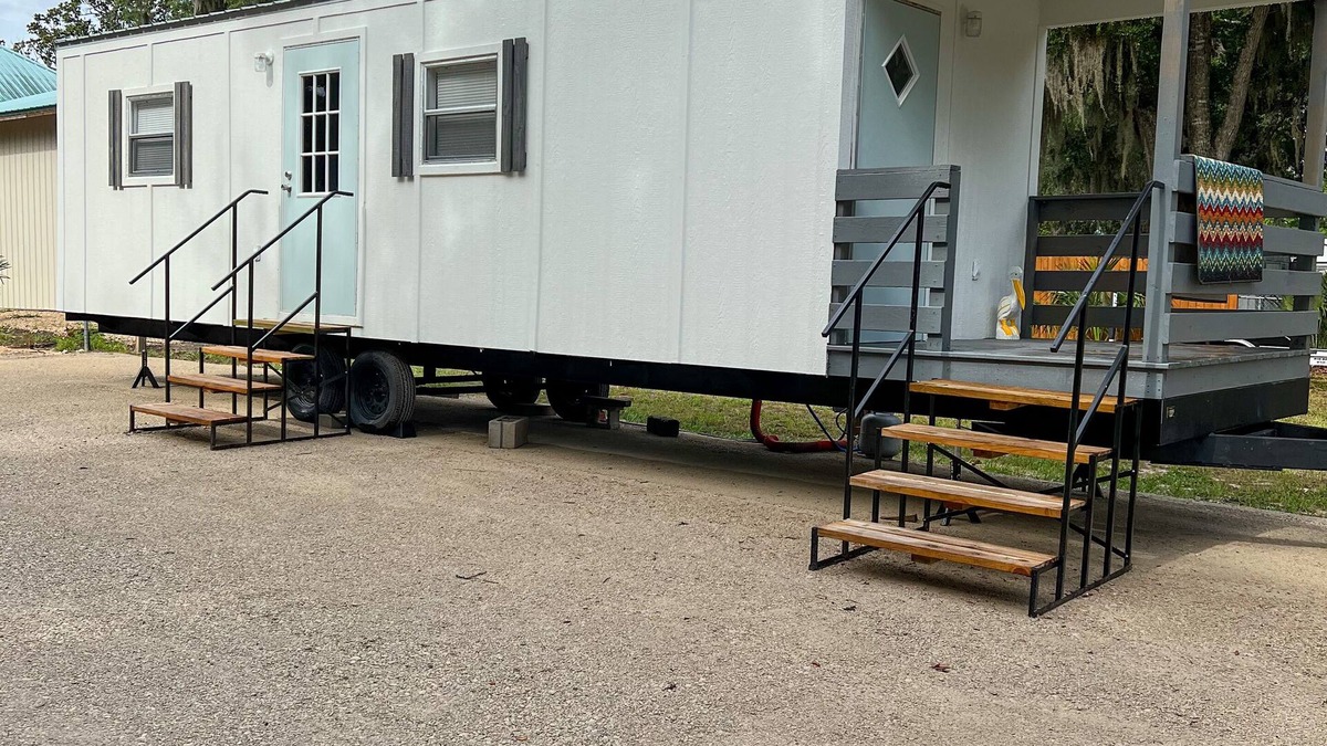 Steinhatchee Cabin | Brand New Tiny House- Walking Distance to SeaHag!