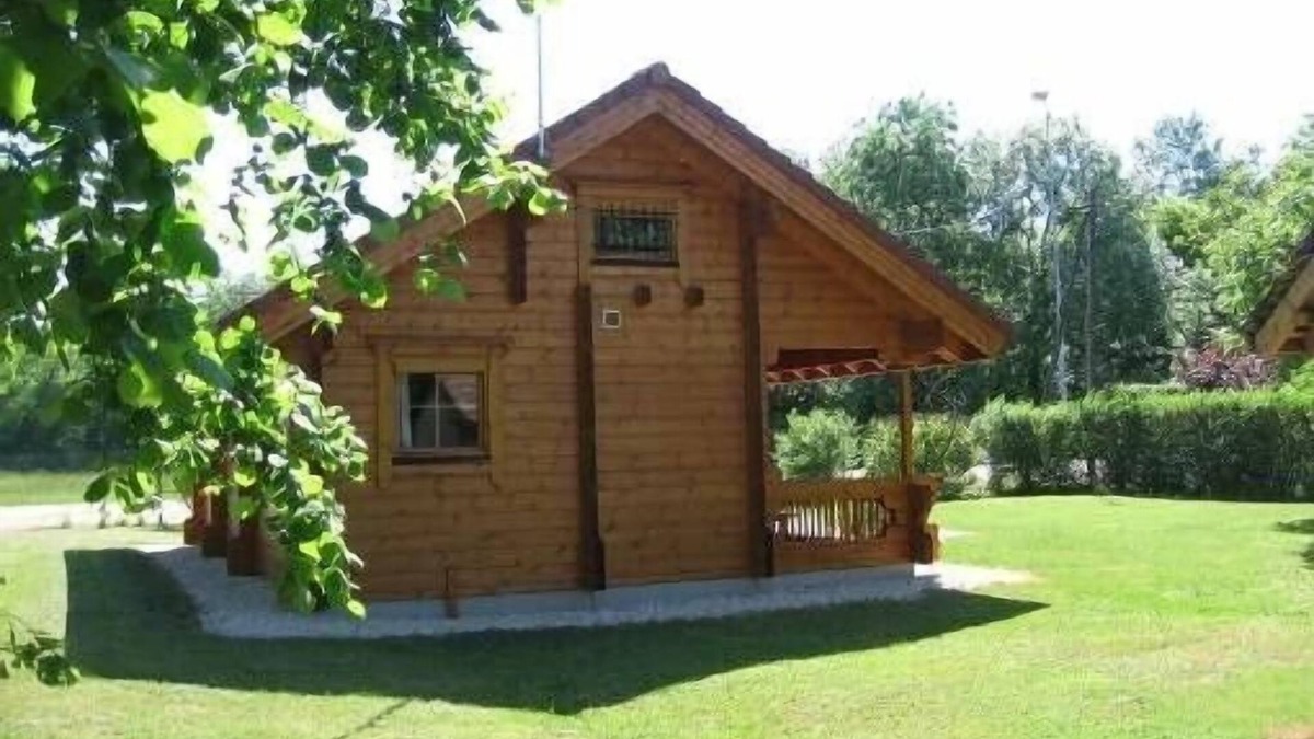 Dienville Ski Chalet | Brand New Traditional Chalet