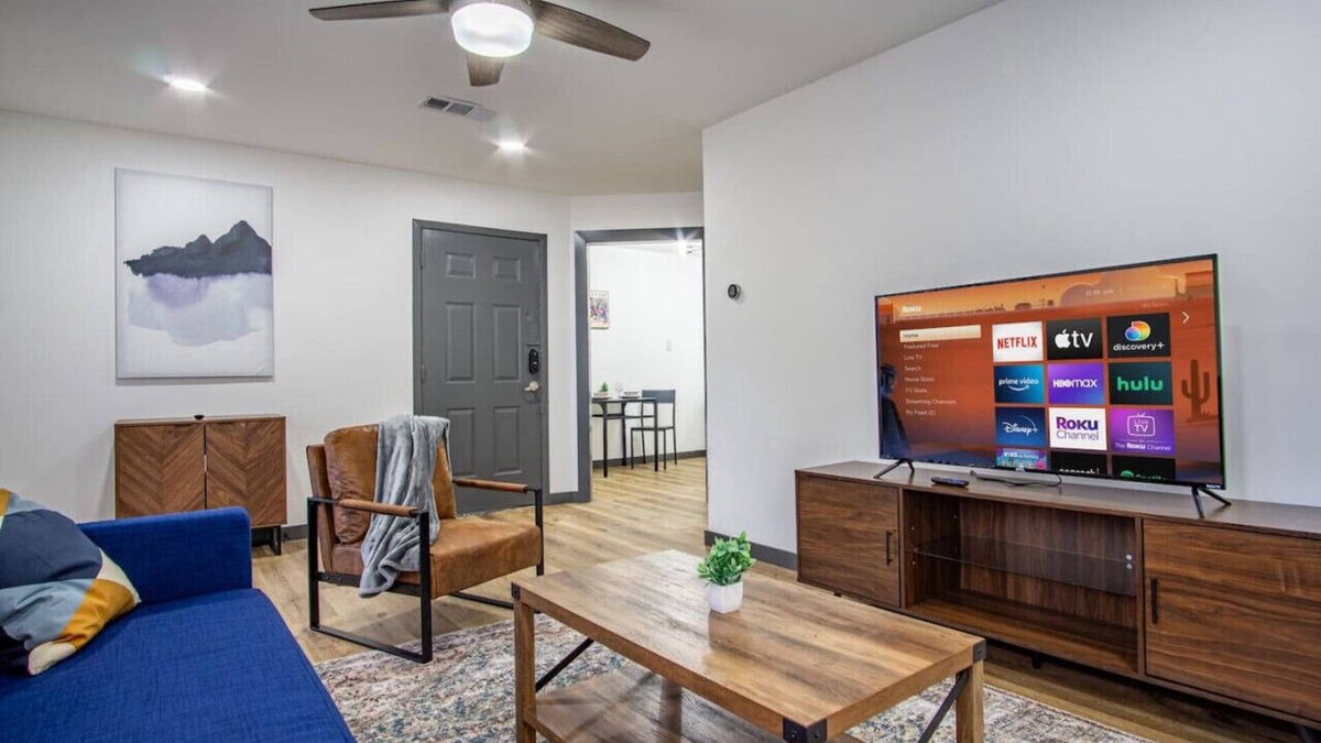 Dawson Apartment | Brand New Unit - 10 Min to Downtown Austin