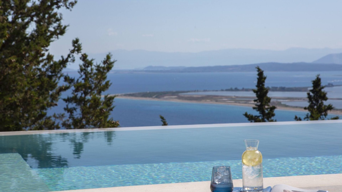 Tsoukaladhes Villa | Brand New Villa Ionion Theasis Kallisti w/t endless sea view & private pool