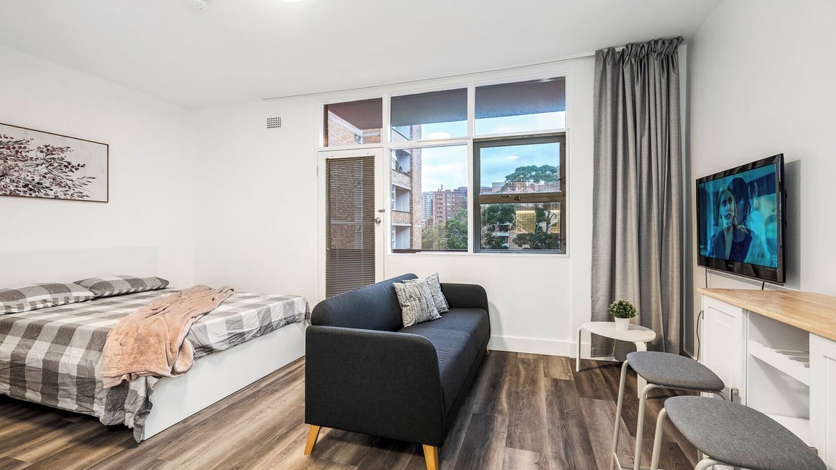 Neutral Bay Apartment | Brand newly renovated studio