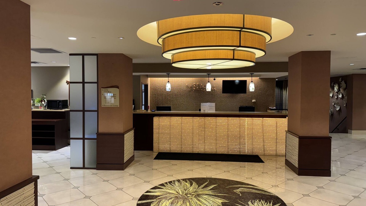 Claymont Hotel | Brandywine Plaza Hotel