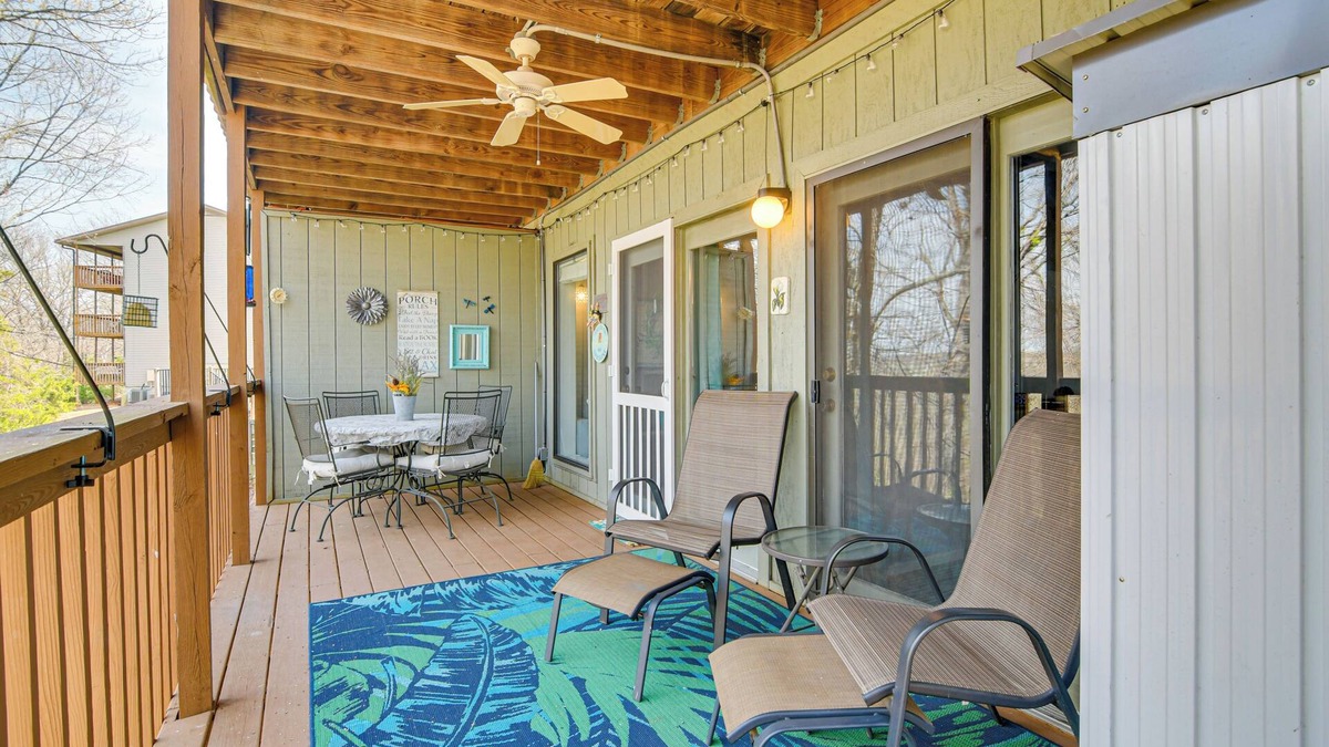 Notch Estates Condo | Branson West Condo: 1 Mi to Silver Dollar City!