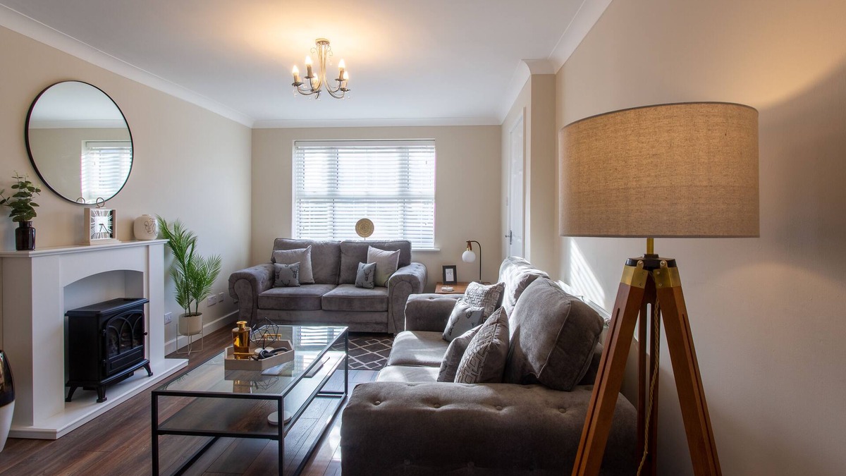 Doncaster House | Branton house|3 Bedroom|YWP|Robinhood|family|work