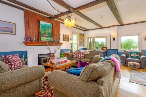 Stowe Bed & Breakfast | Brass Lantern Inn