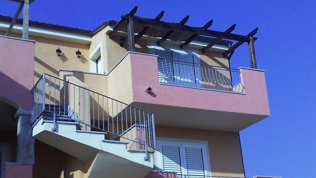 La Muddizza Apartment | Brave New Non smoking apartment with great sea views in Northern Sardinia