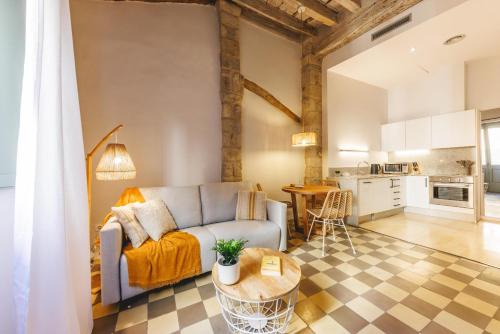 Barri Vell Apartment | Bravissimo Calderers La Lleona, heart of the Barri Vell