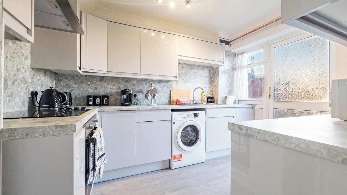 Basildon House | Braybrooke Bliss - 3 Bedroom House in Basildon