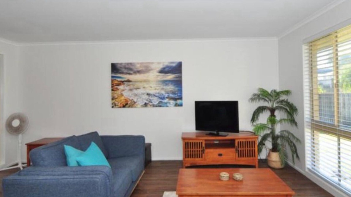 Pottsville House | Breakaway - A stroll to the beach
