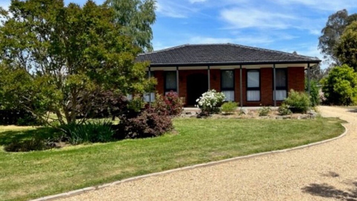 Alexandra House | Breakaway.