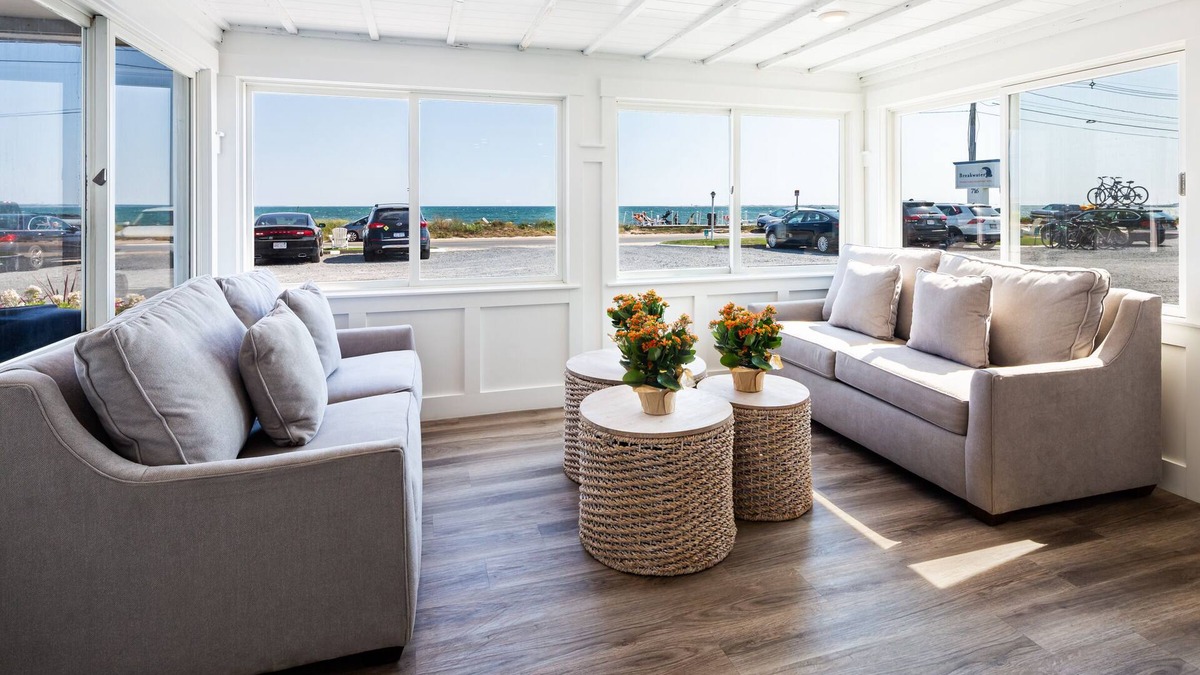 Provincetown Hotel | Breakwater Hotel