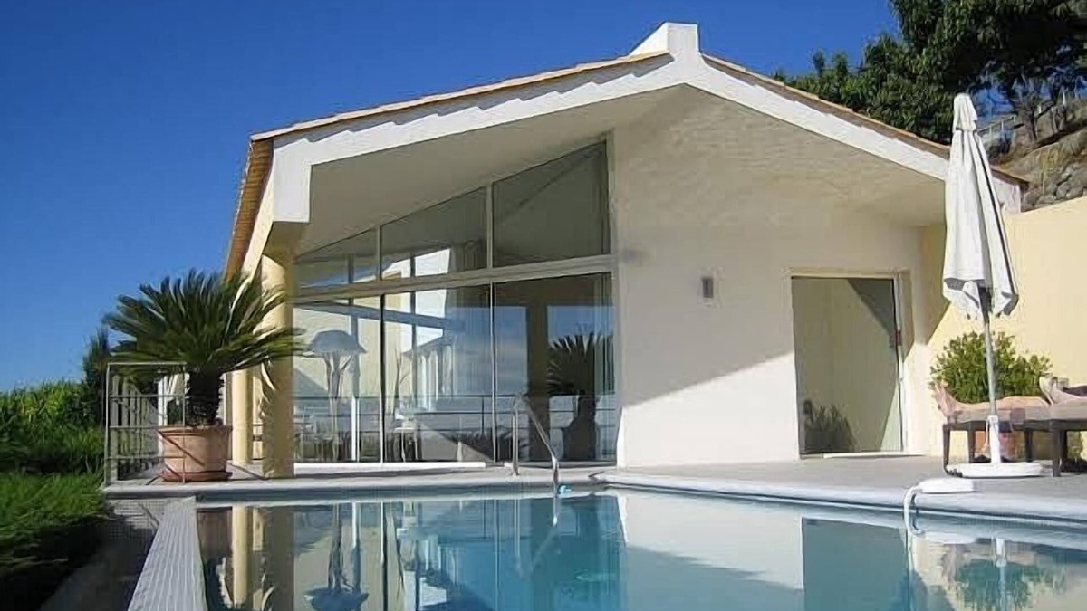 Tourrettes-sur-Loup Villa | Breathtaking sea view in exclusive design villa!