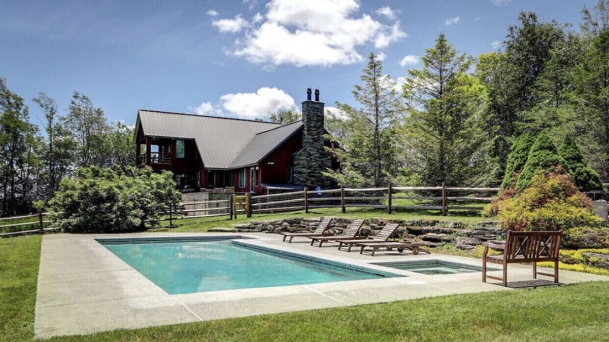 Orson House | Breathtaking 44+ Acre Country Estate