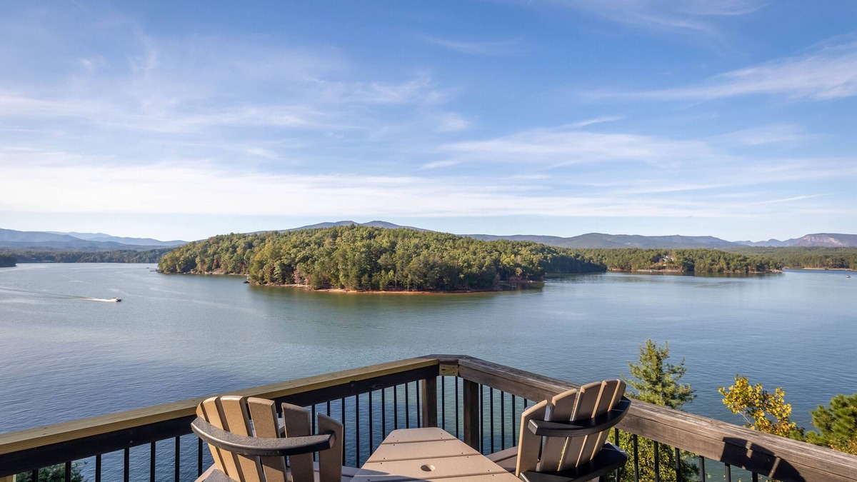 Lakeview Hills House | Breathtaking Lake & Mountain Views & Private Dock. Enjoyable Year Round!