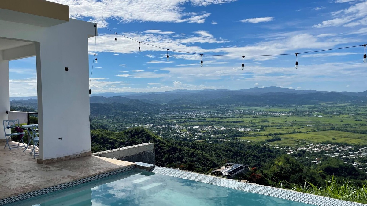 Atalaya House | Breathtaking Mountain and Ocean Views…Paraiso in Rincón