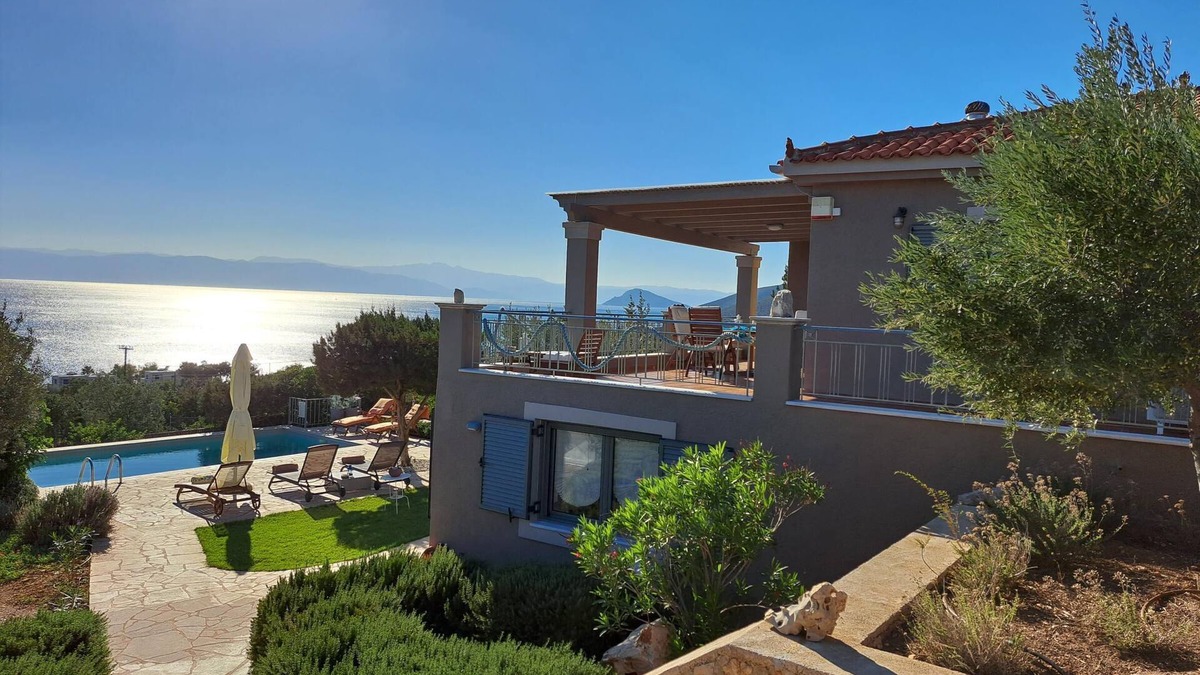 Kilada House | Breathtaking sea view, pool, close to the beach, wifi - holiday house Argolis, P