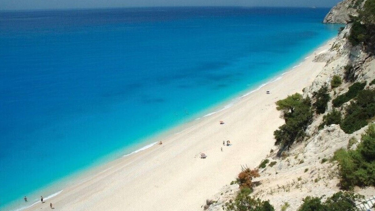Lefkada Apartment | Breathtaking sea view surrounded by pine trees