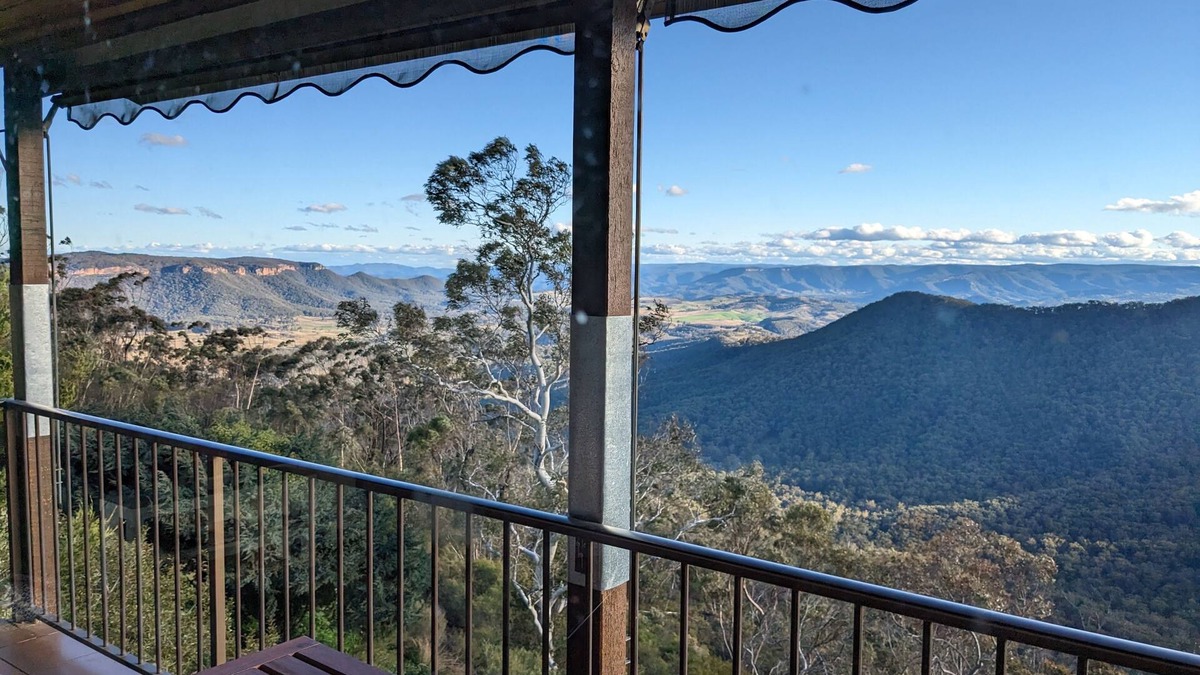 Mount Victoria House | Breathtaking Valley & Escarpment View- Ukamirra Lodge