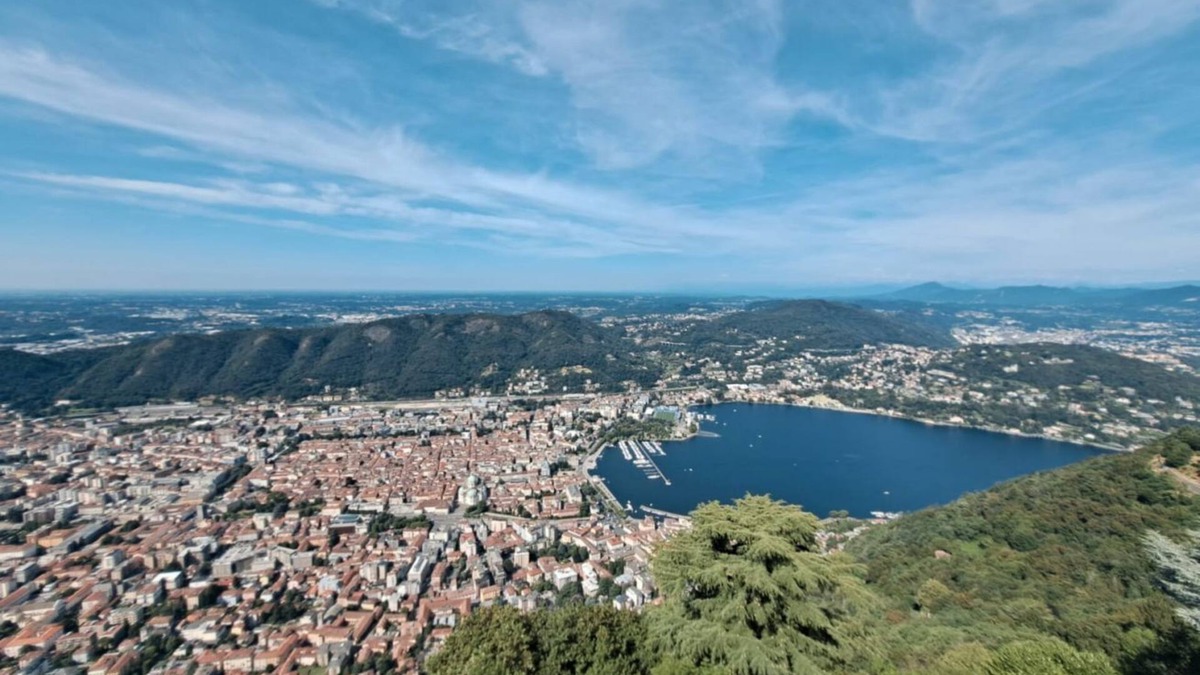Brunate Apartment | Breathtaking View over Como (Almost Paradise)