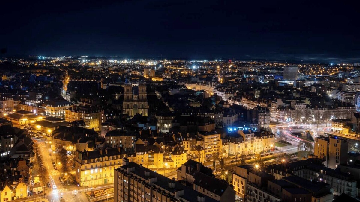Bourg-l'Eveque Apartment | Breathtaking view - Private garage
