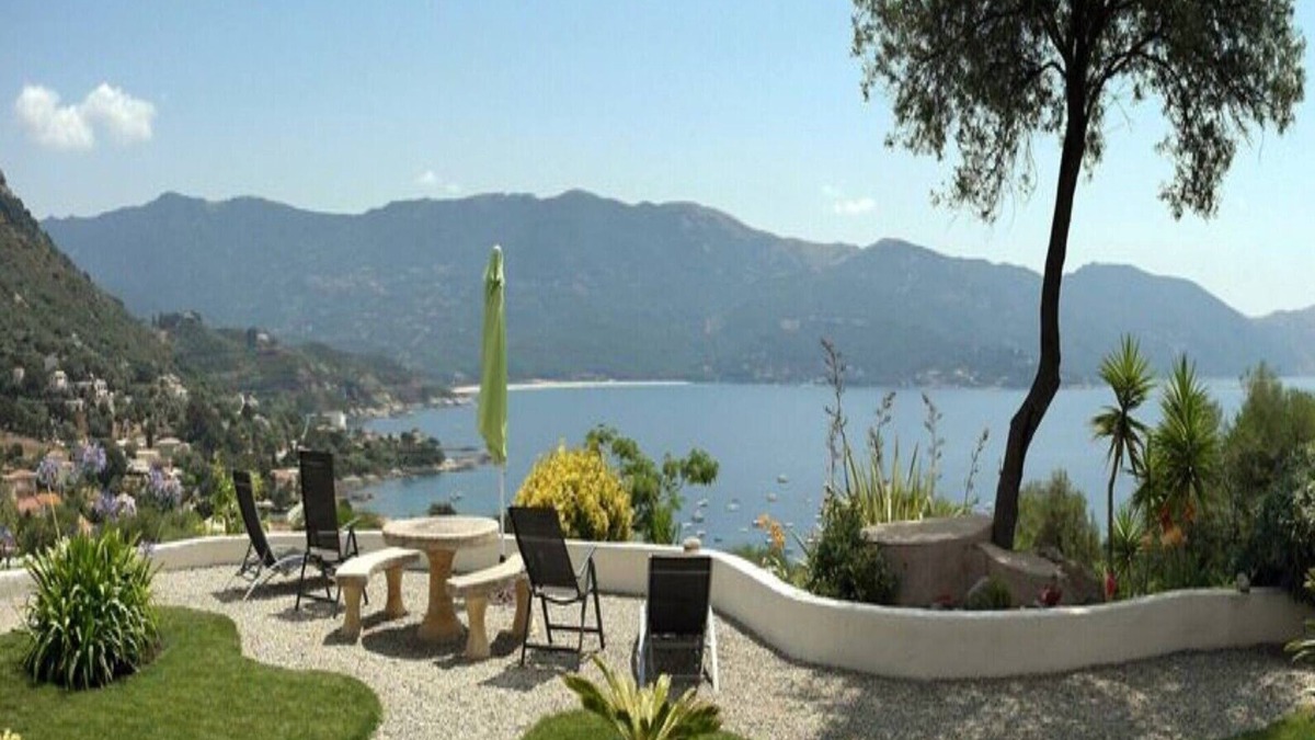 Tiuccia Apartment | BREATHTAKING VIEW! Splendid large T3 YELLOW on first floor