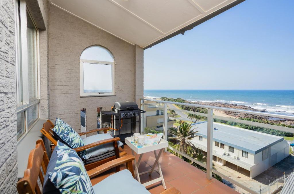 Manaba Beach Apartment | Breathtaking views from Sue Casa 11