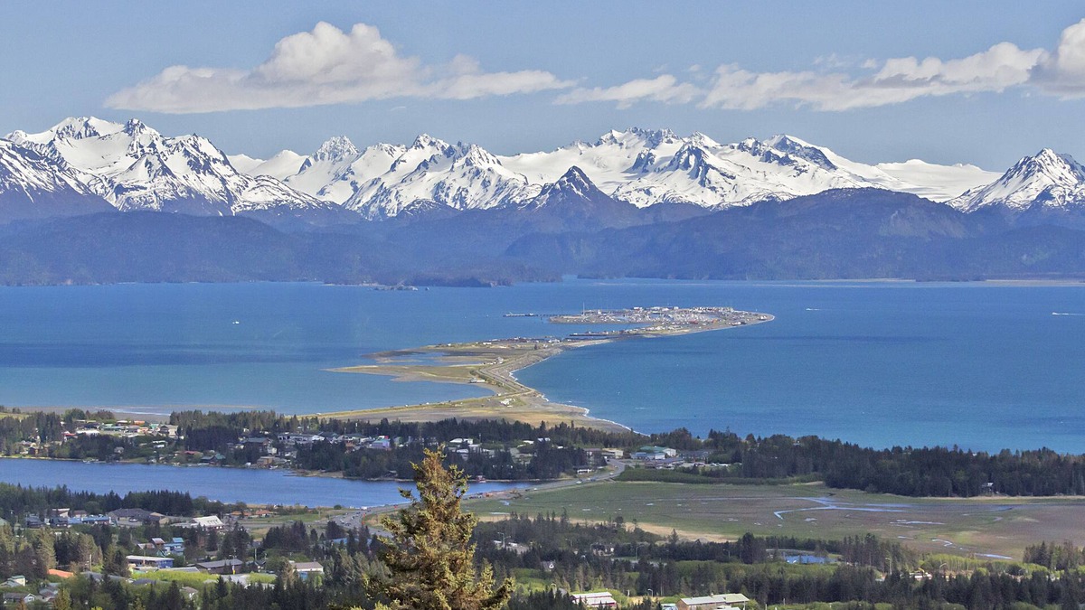 Homer Apartment | Breathtaking Views of Kachemak Bay