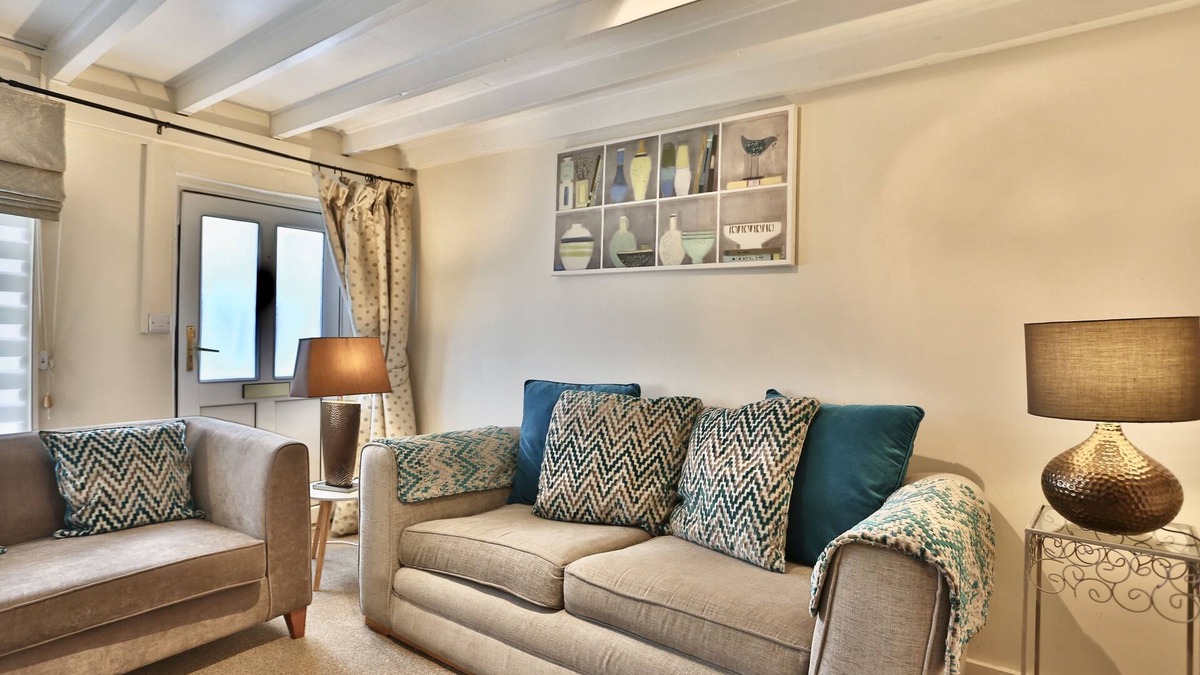 Abergavenny Cottage | Brecon Beacons Cosy Cottage close to Crickhowell, Brecon & Abergavenny