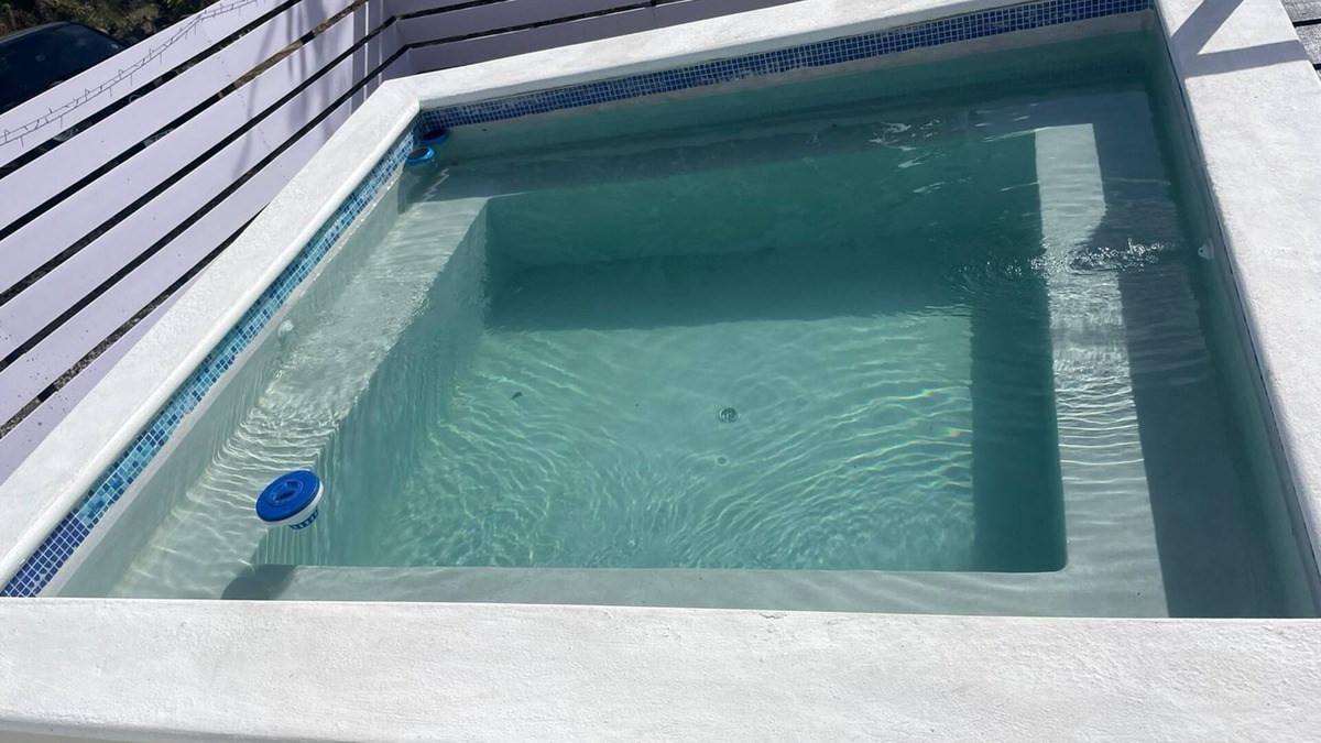 Scarborough Apartment | Breeze Manor apartment 1 n2bedroom apartment in lovely Scarborough with WiFi, AC