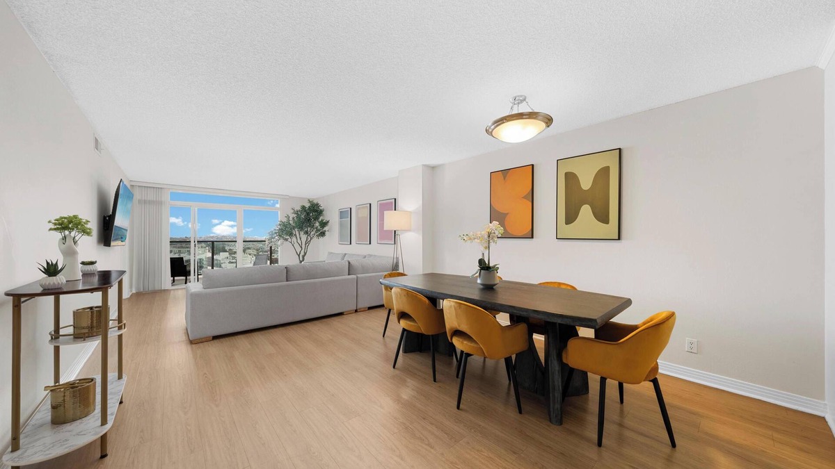 Marina Peninsula Apartment | Breezy & Beautiful 3BR Marina del Rey Getaway
