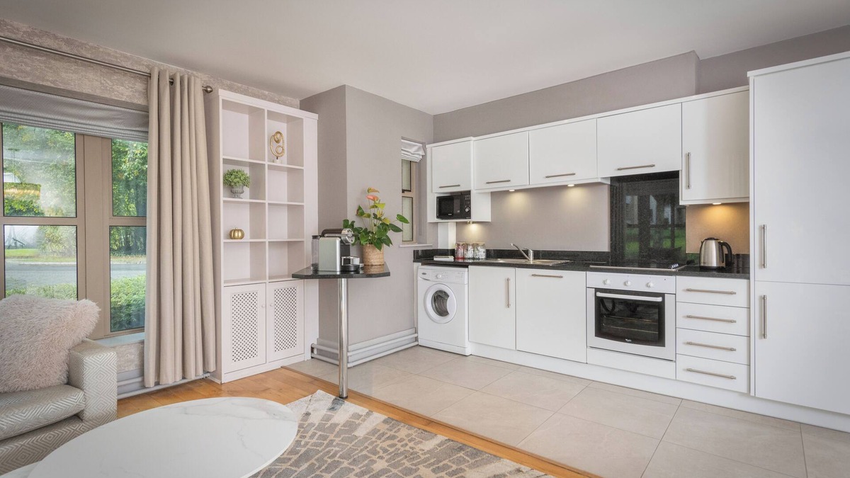 Castletroy House | Brennan Court Guest Accommodation