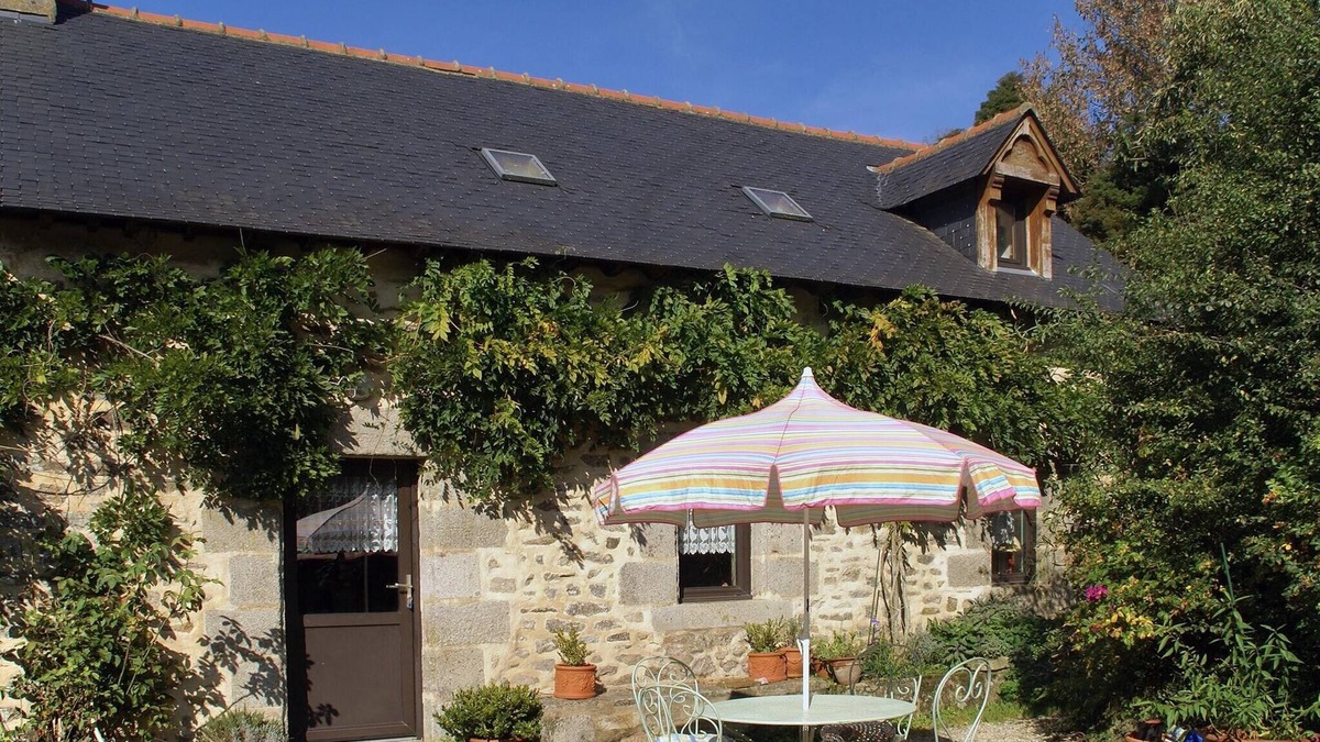 Querrien House | Breton Escape in Querrien