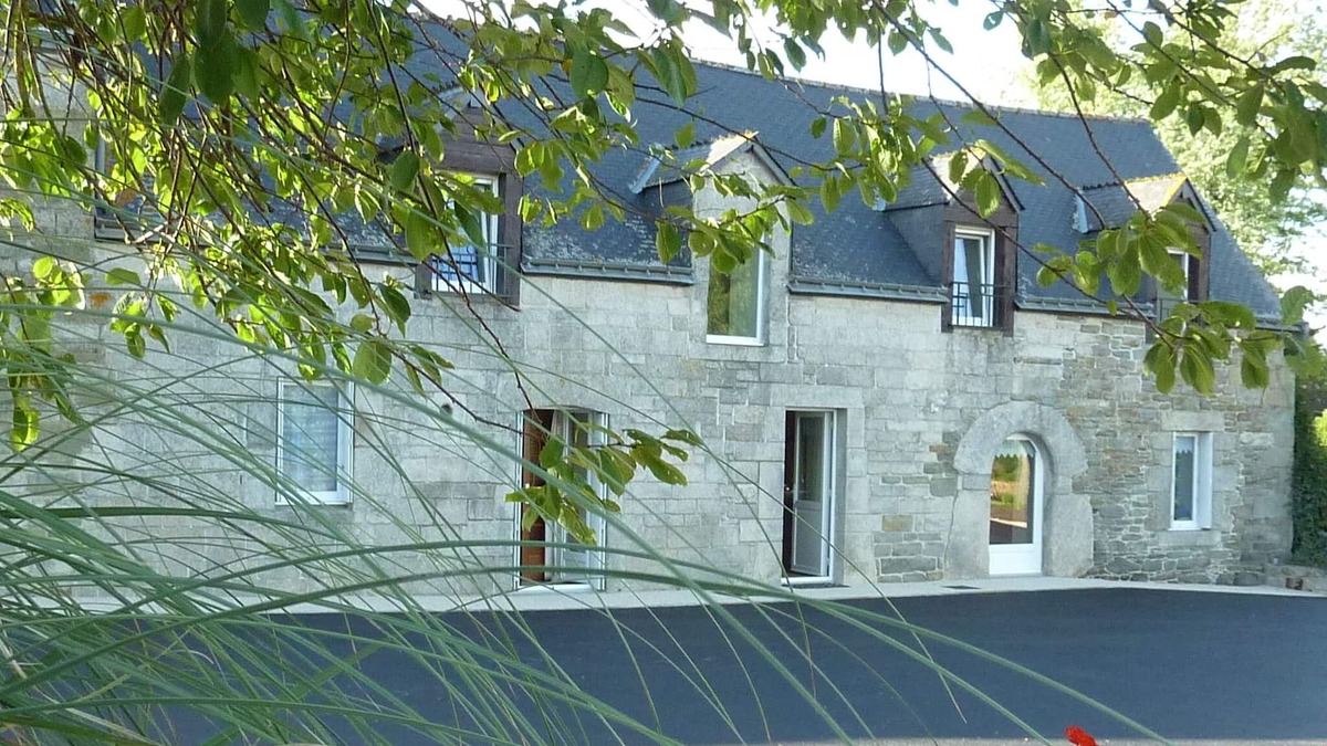 Neulliac House | Breton longère, cozy home in Brittany