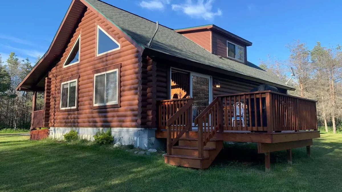 Moran Cabin | Brevort Log Cabin, Michigan's UP
