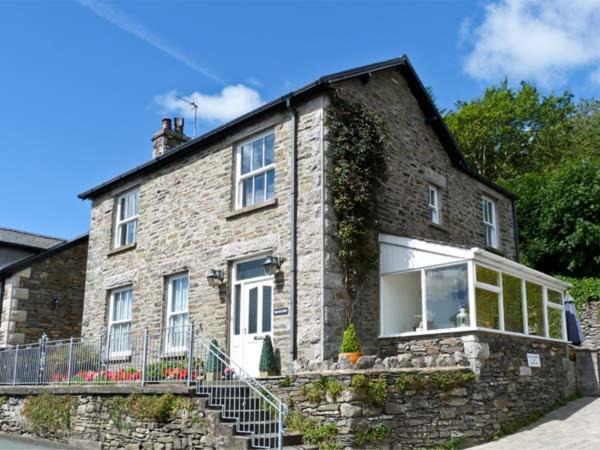 Lindale House | Briarcliffe Cottage