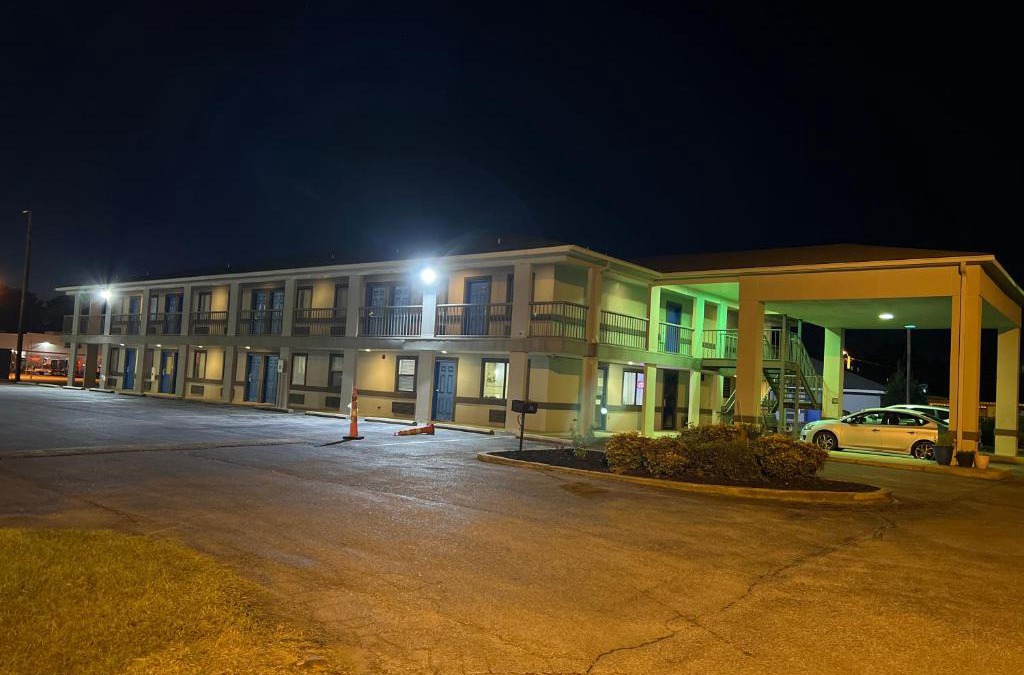 Amory Hotel | Briarwood Inn