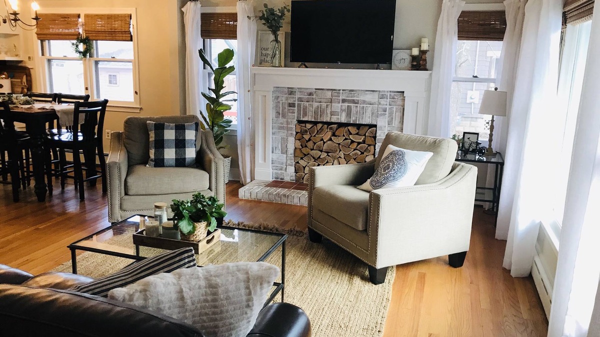 Saugerties House | Brick Cottage Retreat- Saugerties Village, Hunter Mtn Skiing, HITS, Woodstock