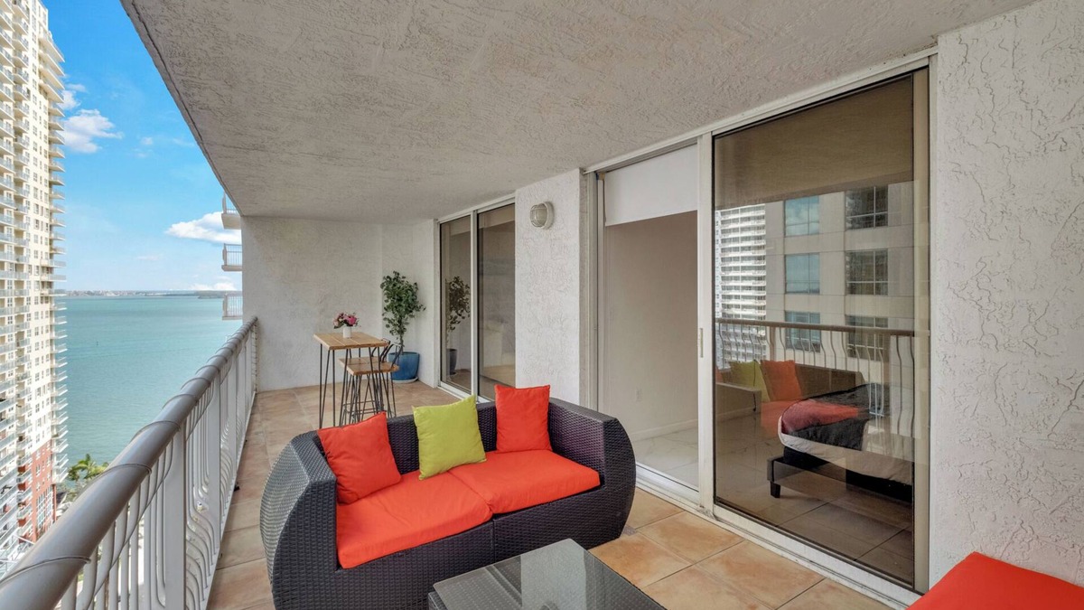 Brickell Apartment | Brickell Free Parking Gym Pool