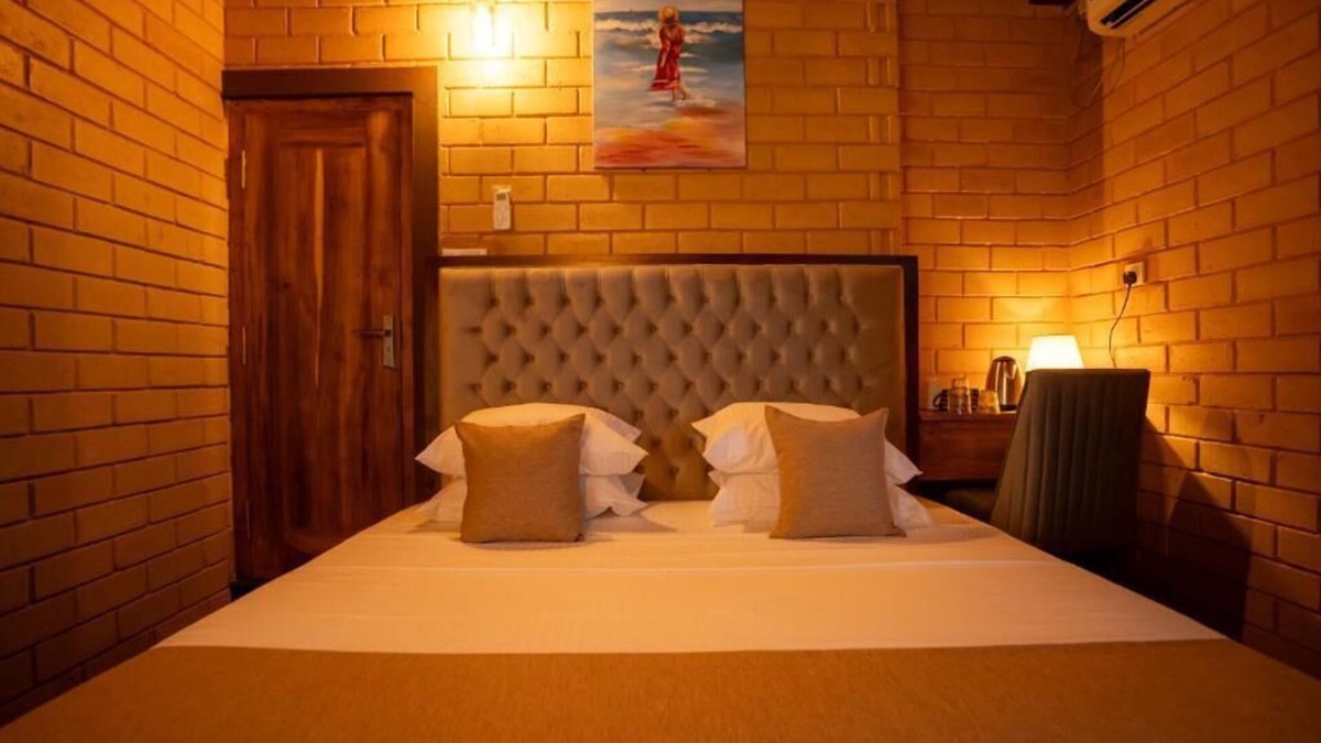 Kamburugamuwa Apartment | Bricks 90 Weligama - Deluxe Double or Twin Room with Sea View
