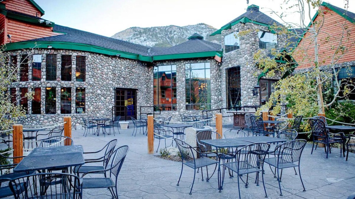Mount Charleston Hotel | Bridal Suite at The Retreat on Charleston Peak – Minutes from the Trails