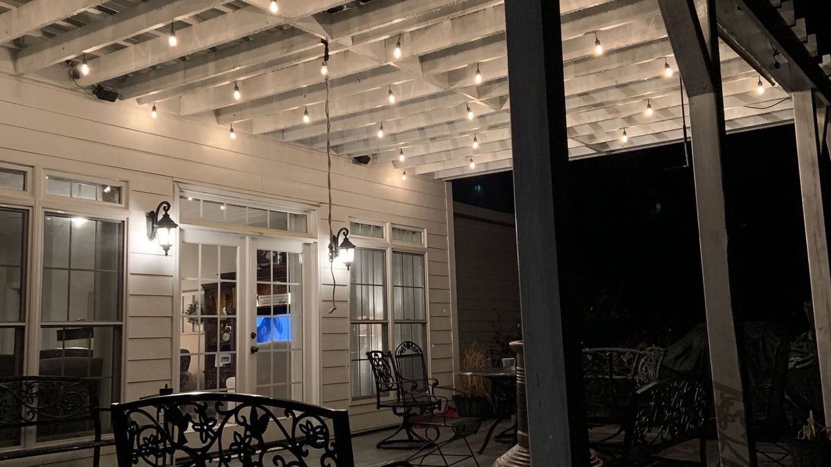 New Hill House | Bride’s wedding party, family reunion, other large group? This place is perfect!