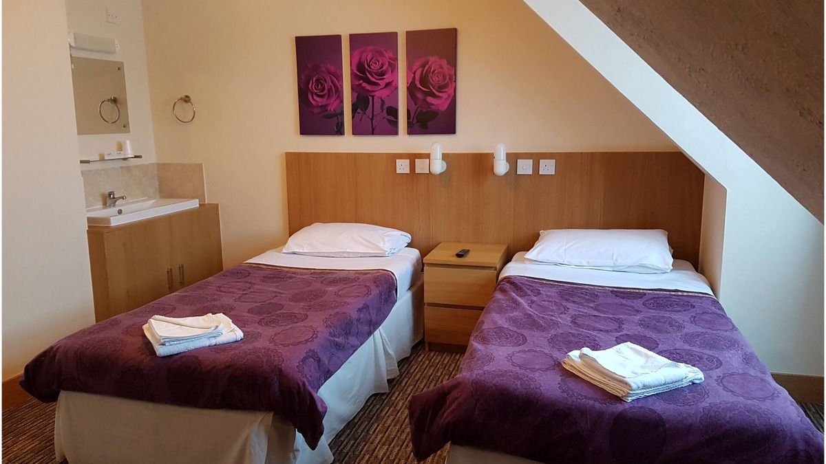 Ipswich House | Bridge Guest House