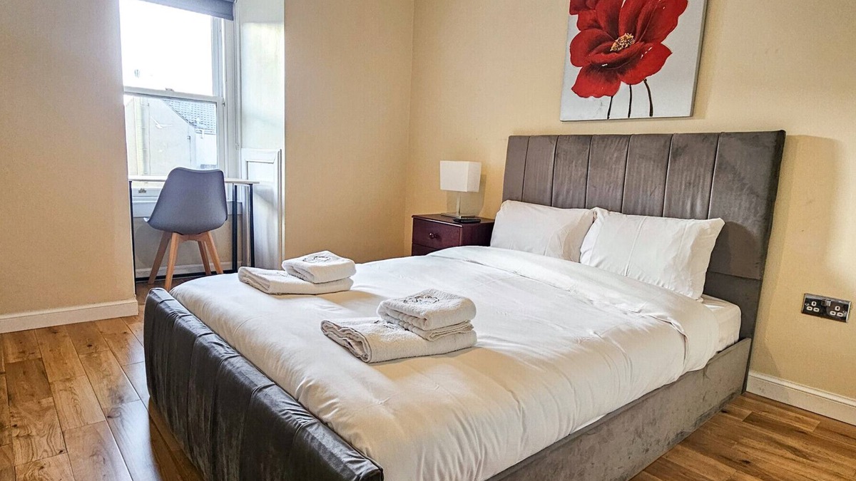 MacMerry Bed & Breakfast | Bridge St Guest House - Room 3 - Tranent