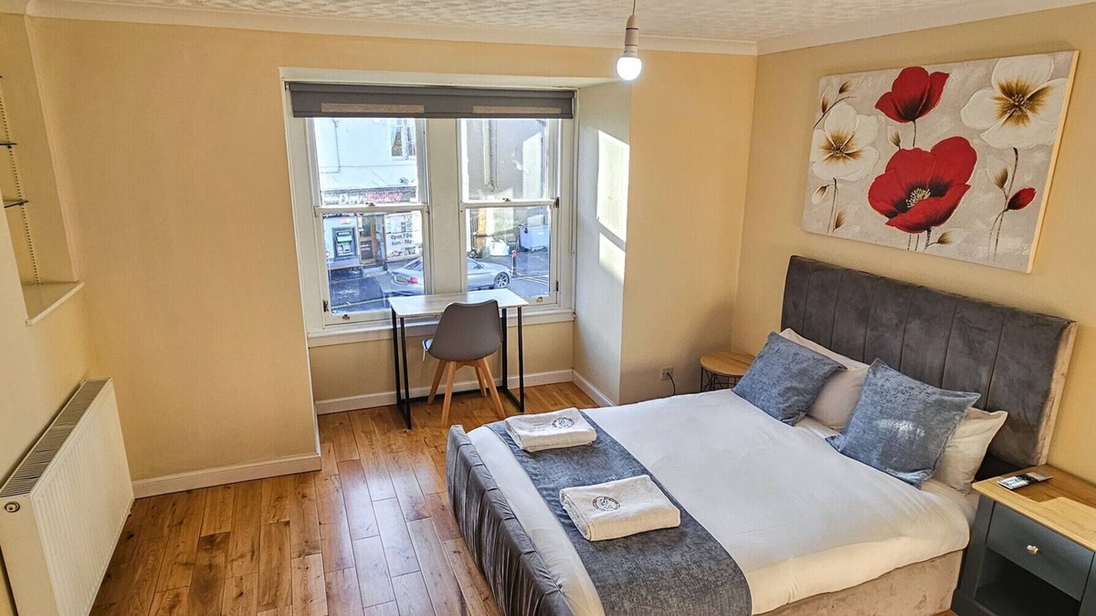 MacMerry Bed & Breakfast | Bridge St Guest House - Room 4 - Tranent