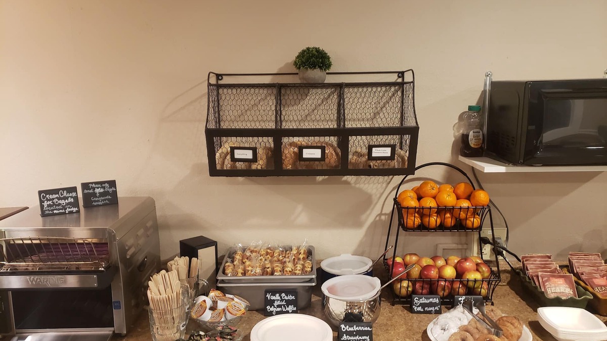Baker City Hotel | Bridge Street Inn