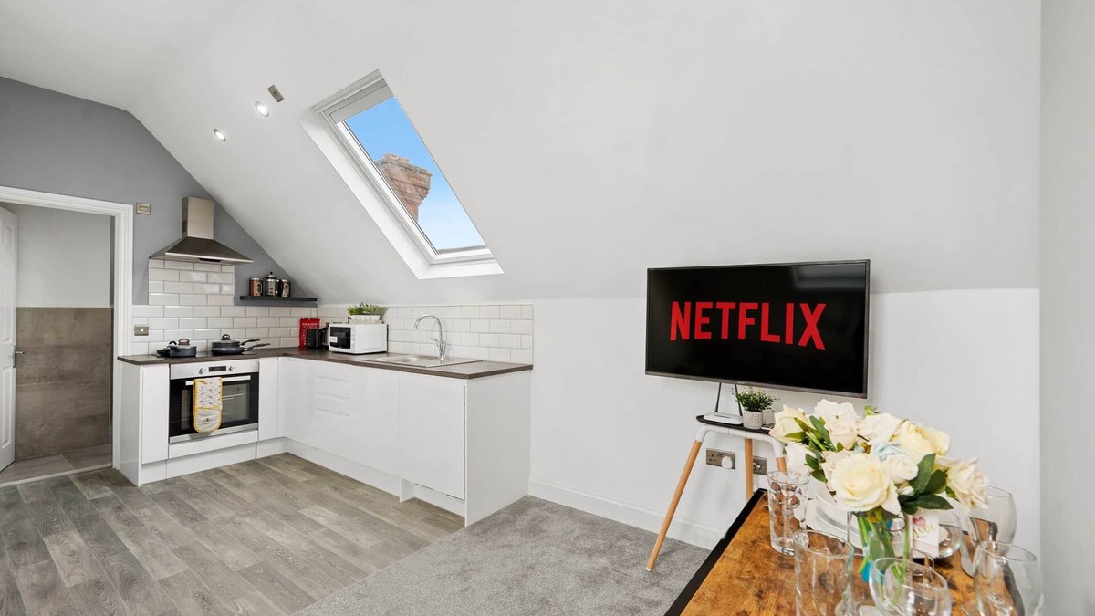 Maidstone Apartment | BridgeCity Central Maidstone Spacious 1 Bed Flat