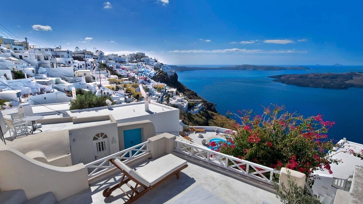 Firostefani Apartment | BRIGA VILLAS Studio 2 - private terrace. Astonishing view of Caldera/volcano