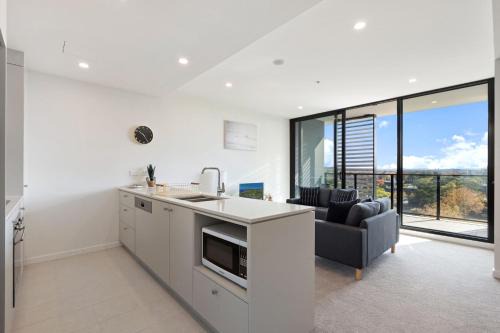 Turner Apartment | Bright 1-Bed Apartment Near City Centre