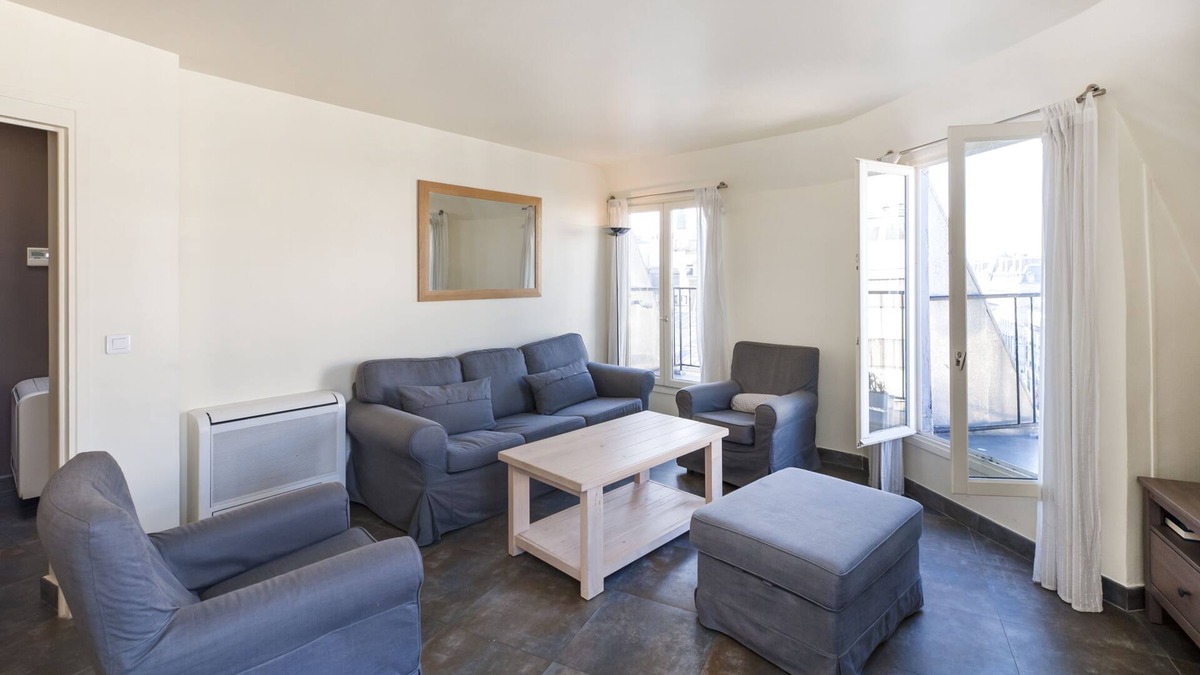 Chaussee-d'Antin Apartment | Bright 2 BD 2 BTH with AC & elevator near Opera, great views, insurance included
